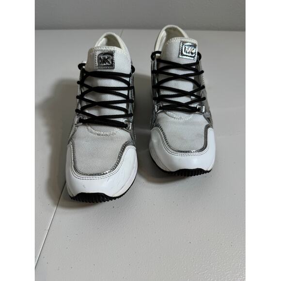 MICHAEL Michael Kors white wedge sneaker animal print & silver trim Sz 7 - Picture 4 of 14